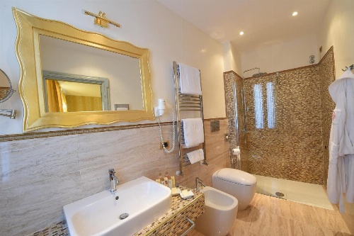 Savoia & Jolanda Hotel image 18