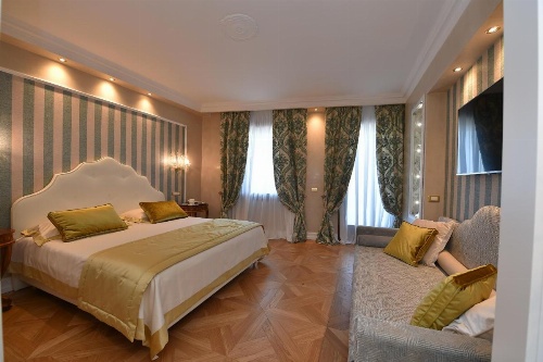 Savoia & Jolanda Hotel image 20